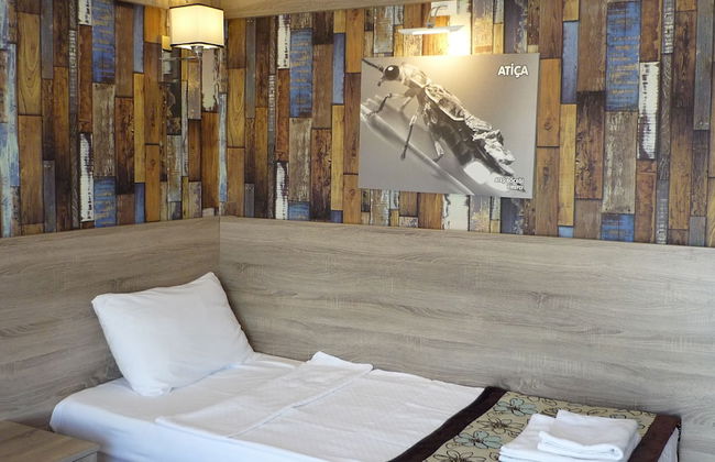 Street61 Studios - Photo 4