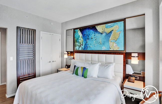 Stunning Beachfront Luxury- Your Perfect Getaway! - Photo 23