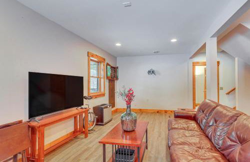 All-Season Lake House Between Okemo and Killington! - Foto 18