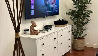 Stylish & Cozy 1BR Steps from Royal Palace | By Airnest - Photo 4