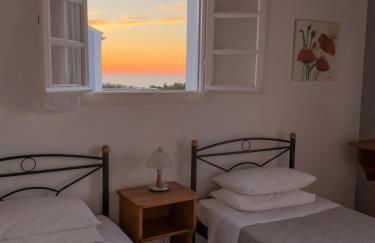 Regina Villa - Photo 25