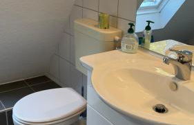 Ruhiges Zimmer zentral - Photo 13