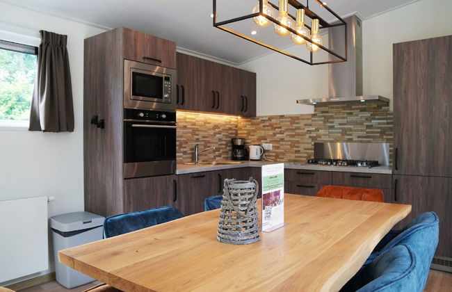 Beautiful Chalet With a Fireplace in a Wooded Area - Foto 7