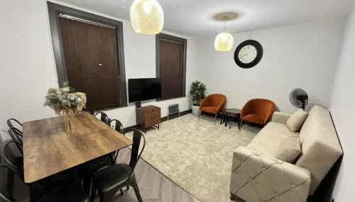 Fabulous 3 Bed Apartment - Near Excel - Sleeps 6 - 8 - Foto 2