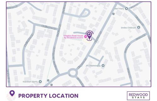 Cosy 3-Bedroom Serviced House with Free Fast WiFi and Parking for 2 Cars By Redwood Stays - Foto 38