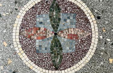 Atelier Noé NOIR - Kunstvoll Wohnen - Wunderbares Frühstück möglich - Ruhig und nah am Zentrum - - Foto 24