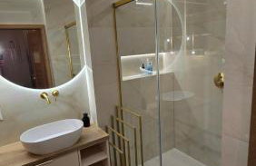 Delux Apartament z jacuzzi - Foto 9
