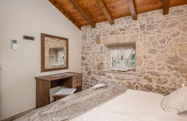 Villa in Posedarje With Private Pool - Foto 2