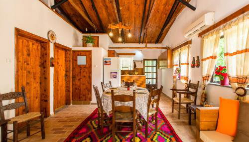 Aadonis traditional house on the Sea - Foto 3