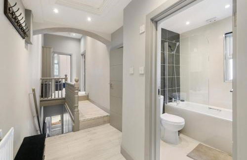 Wembley Luxury 3 Bedroom - Foto 9