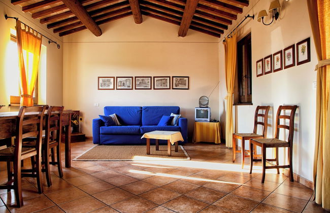 Casale Francesca With Private Pool - Photo 9