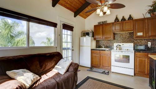 Cozy Kona Coast Apt with Lanai about 8 Miles to Beach! - Foto 5