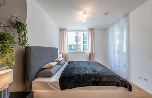 EXQUIS 2BR Design Apartment LOUIS I Parking I Balcony I Mercedes-Benz I Family-friendly - Foto 12