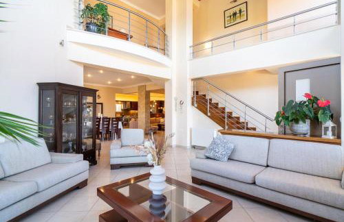Kondarini Sea View Villa, Just 290m from the beach, by ZanteWize - Foto 7