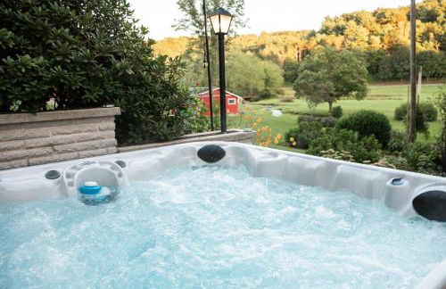 Creekside Farmstead - Pool - Hot Tub - 3 Min to Lake - Pets Allowed - Foto 32