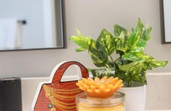 Birdsong Bungalow - Hot Tub, Game Room, Fire Pit - Foto 14