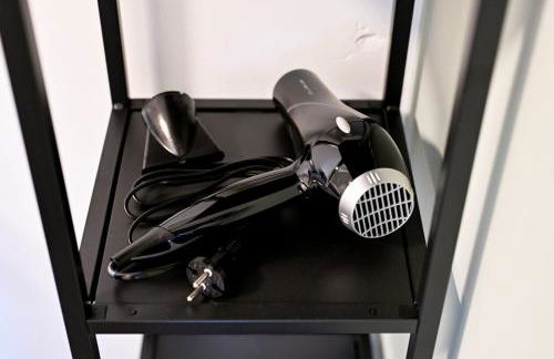 Rosengarten Apartments Fürth, Moderne Serviced Apartments in Citylage, ganze Ferienwohnung 50 m2, nahe Nürnberg, Metro, Sauna, Frühstück & Parkplatz - Foto 51