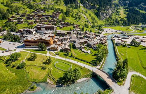 Casa-Chalet Brizolée avec vue sur le lac à Tignes - Foto 5