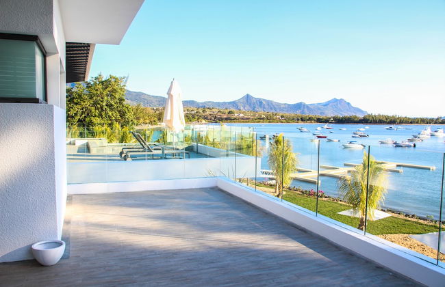 Latitude Luxury Seafront Apartments - Foto 32