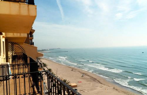 Sea You Apartamentos Valencia Port Saplaya - Foto 48