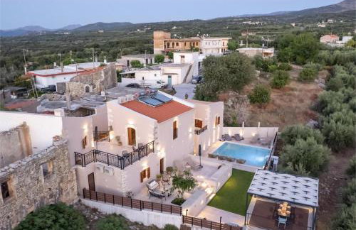 Pavlina Villa , a hidden gem with heated pool and ping pong! - Photo 72