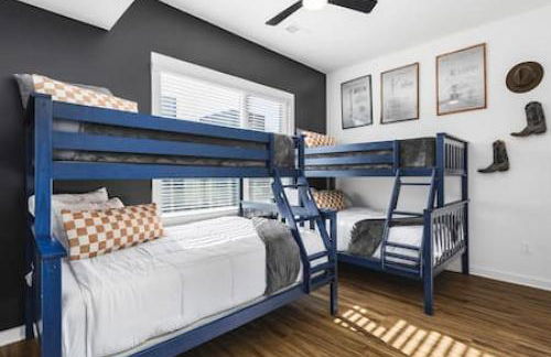 Gorgeous East Nashville House with Rooftop Patio, Garage, 9 Beds, 3 Miles to Downtown - Foto 10