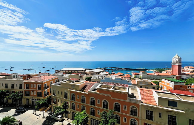 La isla Apartments & Villas – Sea View & Fireworks Phu Quoc - Photo 80