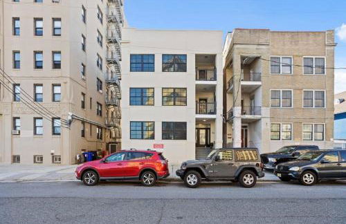 Modern 4BR 2BA Apt Steps to the Beach Open Living - Foto 35