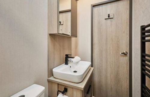 The Kestrel Lodge with Hot tub - Foto 17