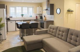 Modern 2-Bed Apartment in Bury, Sleeps 5 - Foto 3