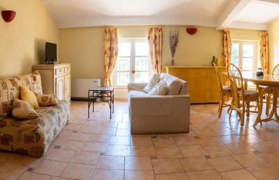 Gîte Mimosa au milieu des vignes - Château les Apiès - Foto 6