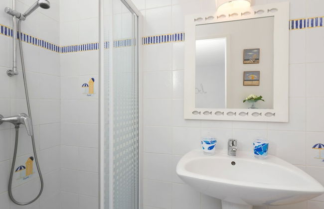 Luxurious Villa With a Dishwasher, Only 3.5km From the Beach - Photo 27