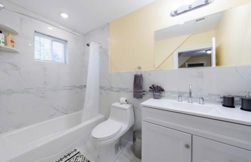 233-3 - 4BR Boston - Peaceful Escape near Park Zoo - Foto 18