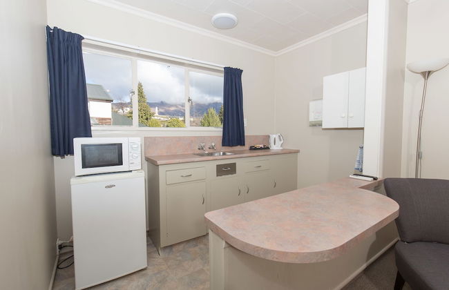 Alpine Motel - Photo 26