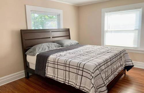 Newly Renovated 2 BR downtown Apt, family getaway. - Foto 15