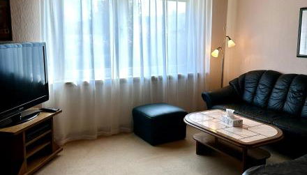 Apartment 19 - Photo 3