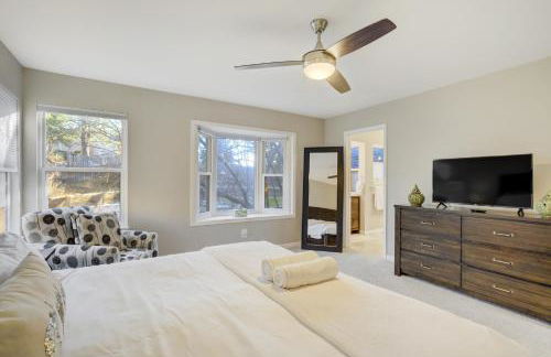 Spacious Rockrimmon Getaway - Sleeps 14 - GameRoom - Foto 24