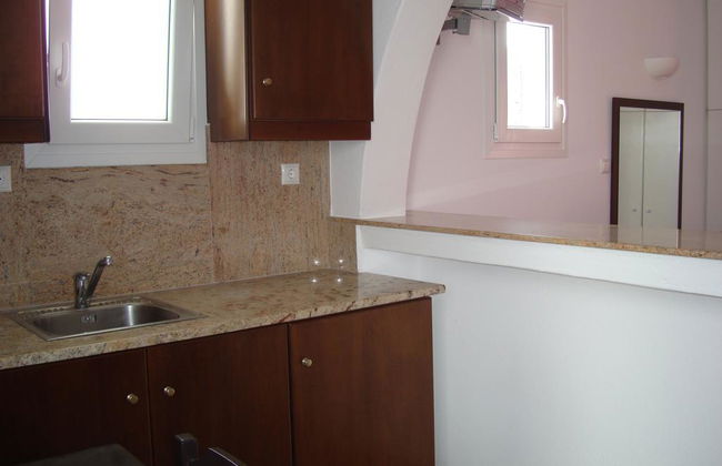 Elena Studios & Suites - Foto 12