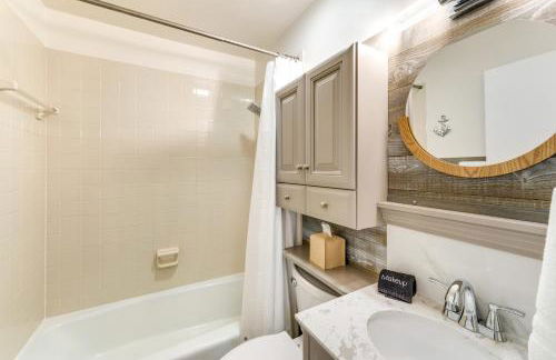 Nokomis Home with Screened Pool, 3 Mi to Beaches! - Foto 16