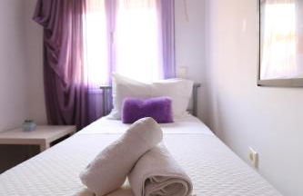 In White Villa - Photo 37