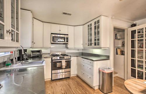 Spacious Faber Home with Yard, Steps to Winery! - Foto 8