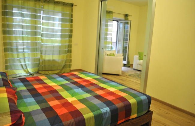 Demi's Home - Photo 1