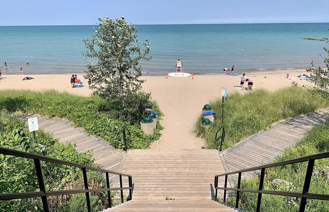 Beautiful Luxury Suite B Shorewood Home - Foto 23