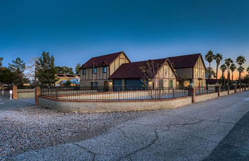 Lux life! Central location for business or play! - Foto 39