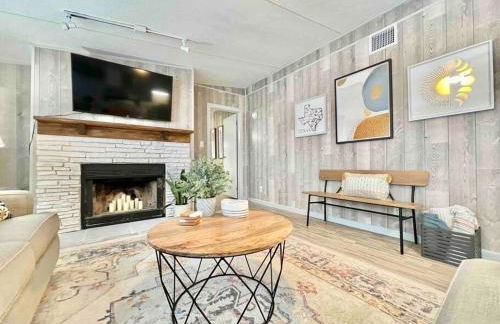 Charming Riverfront Home - Casa Topo @ SparrowBend - Foto 61