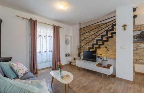 Beautiful Home In Putini With Kitchen - Photo 5