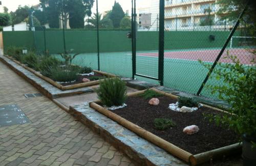 TOUT À PIED ! T3 FAMILIAL 150 m PLAGE LAVANDOU PISC PKG PRIV - Foto 4