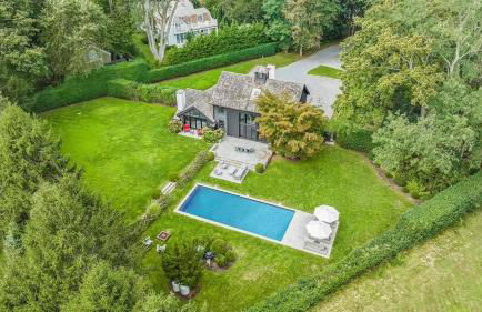 Bridgehaven Estate by Rove Travel - Luxe Home with Pool - Photo 35