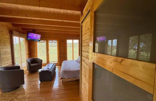 Tranquil Modern Farm Cabin - Foto 21