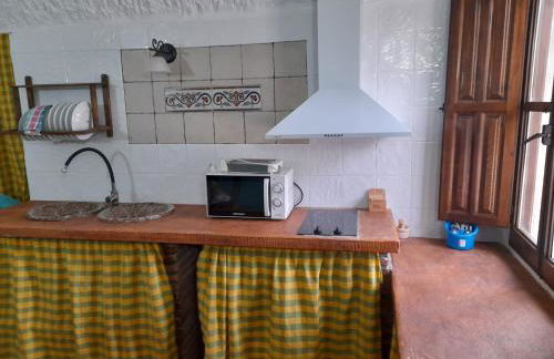 Cuevas la Chumbera - Photo 9